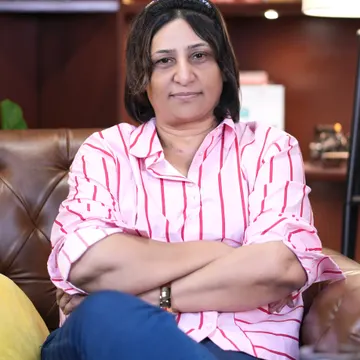 Faizal Shabnam Khan, guest on YTMahendra Podcast